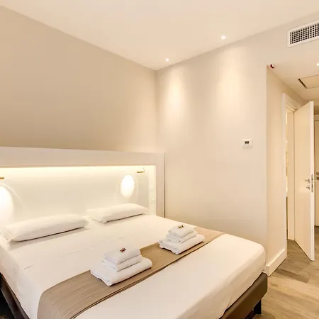 Bed & Breakfast Ecce 4*